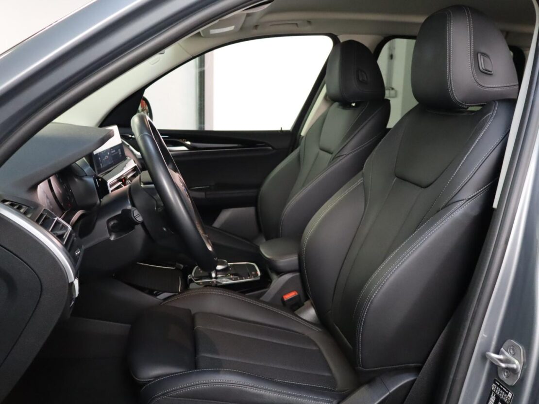 BMW X3 xDrive30e Auto 9