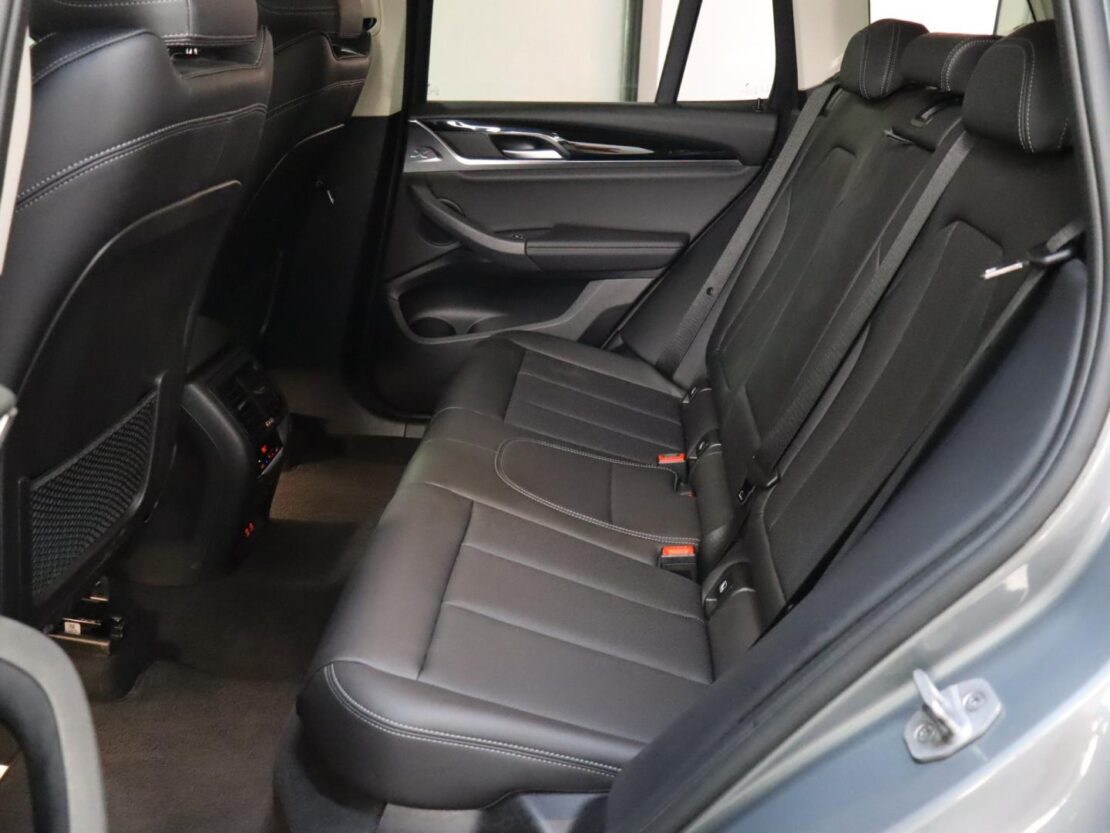 BMW X3 xDrive30e Auto 10
