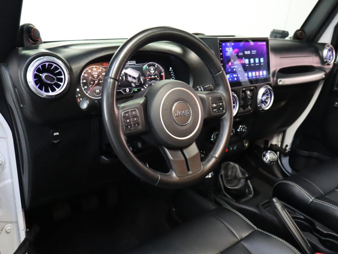 Jeep Wrangler Unlimited 2.8 CRD MTX Sahara Adventure Edition 11