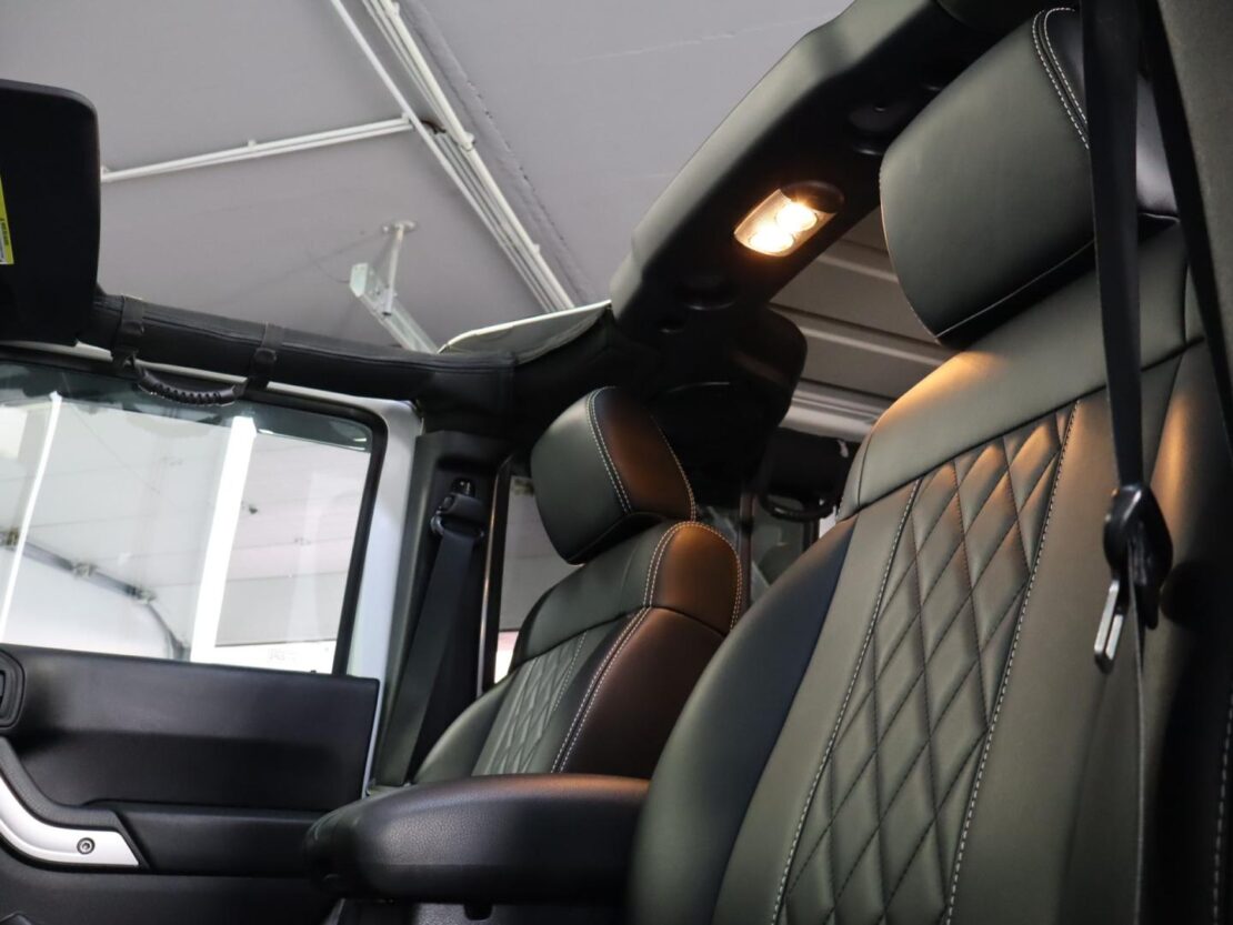 Jeep Wrangler Unlimited 2.8 CRD MTX Sahara Adventure Edition 22