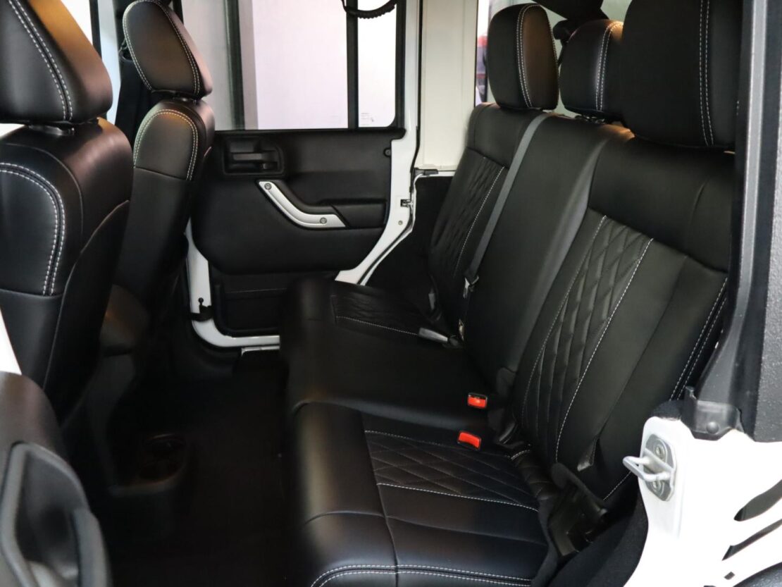 Jeep Wrangler Unlimited 2.8 CRD MTX Sahara Adventure Edition 13