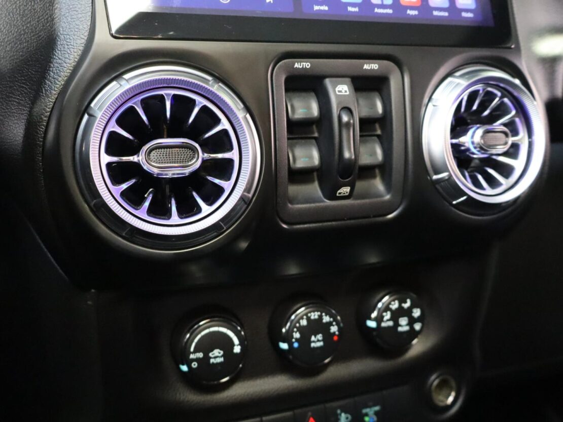 Jeep Wrangler Unlimited 2.8 CRD MTX Sahara Adventure Edition 20