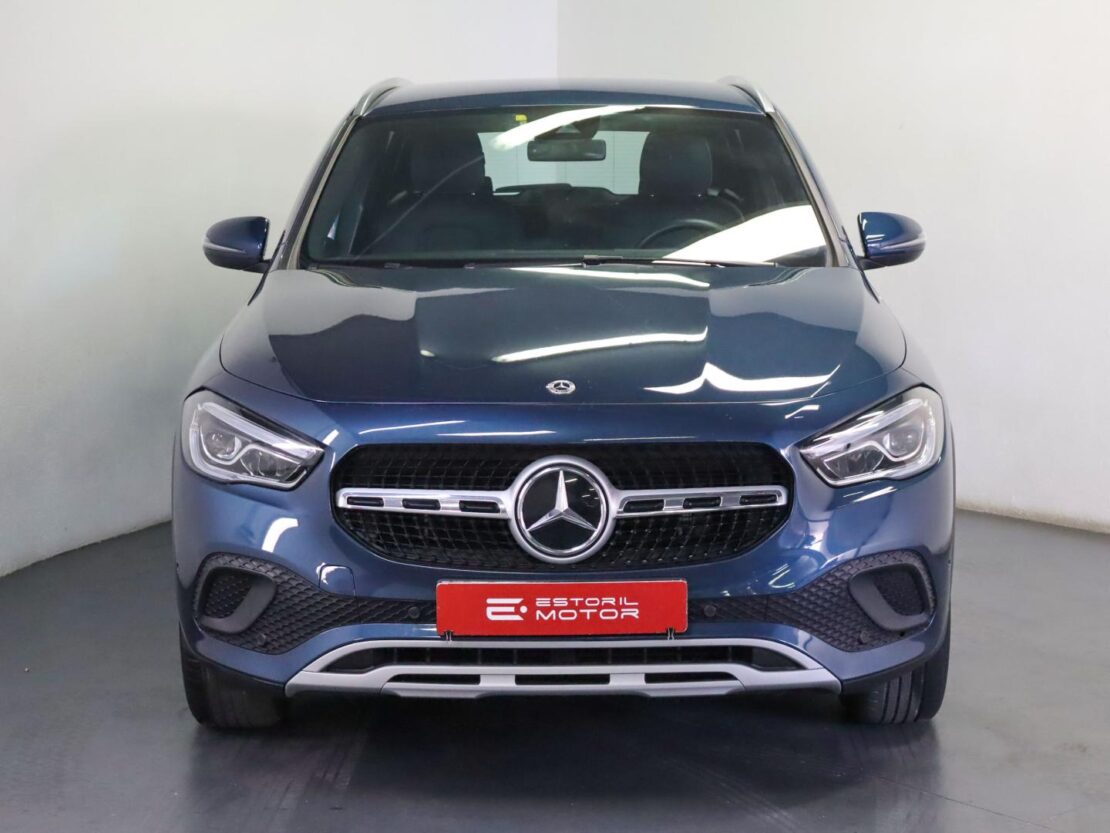 Mercedes Benz GLA 250 e STYLE 2