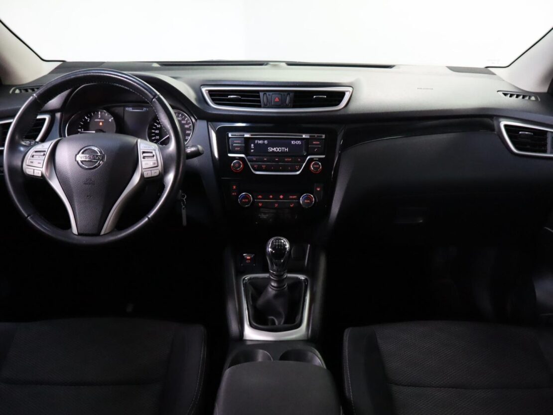 Nissan Qashqai 1.5 dCi Acenta Connect 9