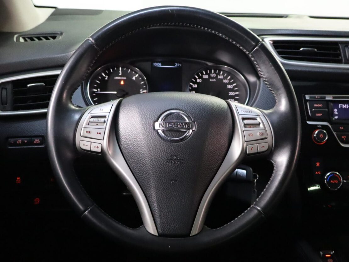 Nissan Qashqai 1.5 dCi Acenta Connect 10
