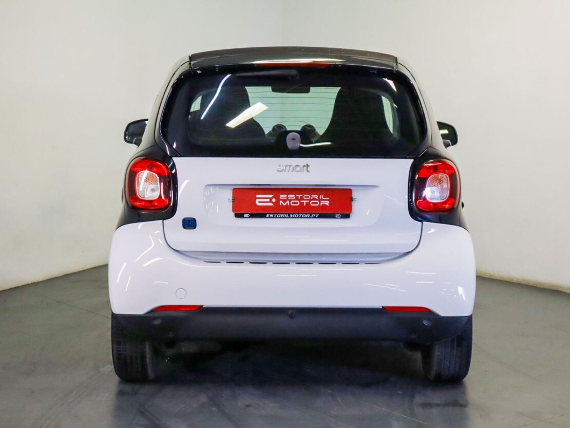 Smart Fortwo EQ passion 4