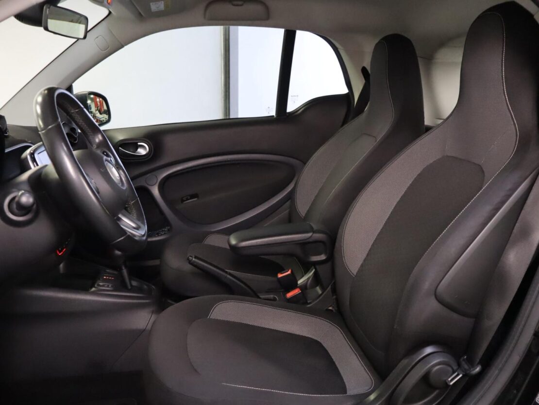 Smart Fortwo EQ passion 9