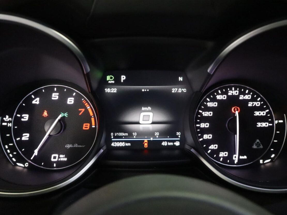 Alfa Romeo Stelvio 2.9  Quadrifoglio AT8 AWD Q4 17