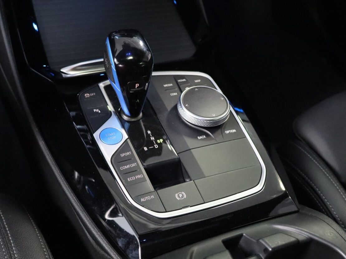 BMW iX3 M Sport Inspiring 26