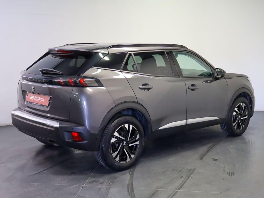 Peugeot 2008 1.2 PureTech  Allure 3