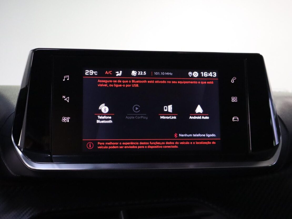 Peugeot 2008 1.2 PureTech  Allure 15