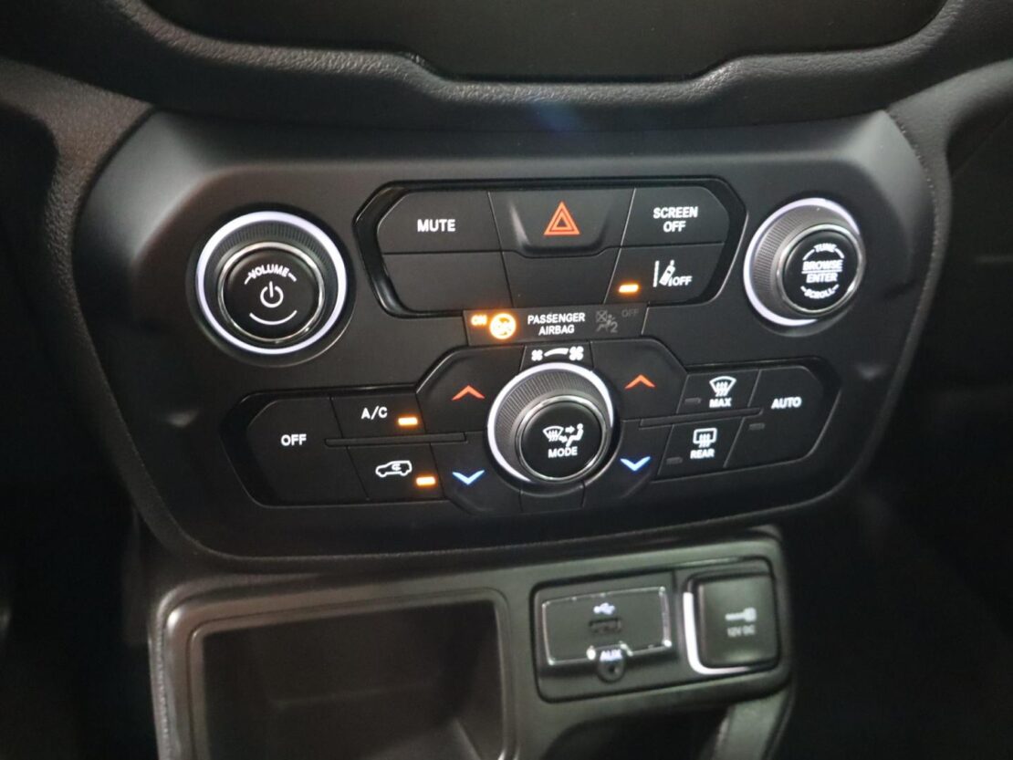 Jeep Renegade Night Eagle 1.0  4X2 16