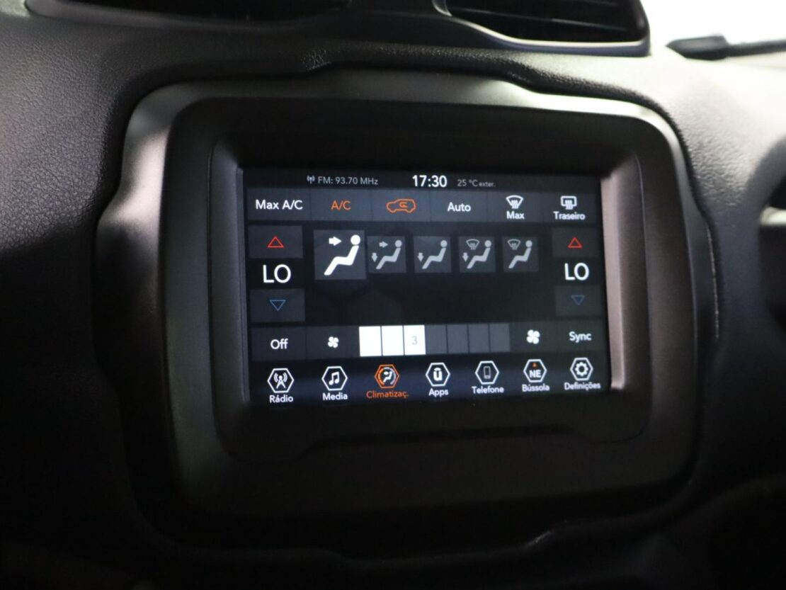 Jeep Renegade Night Eagle 1.0  4X2 14
