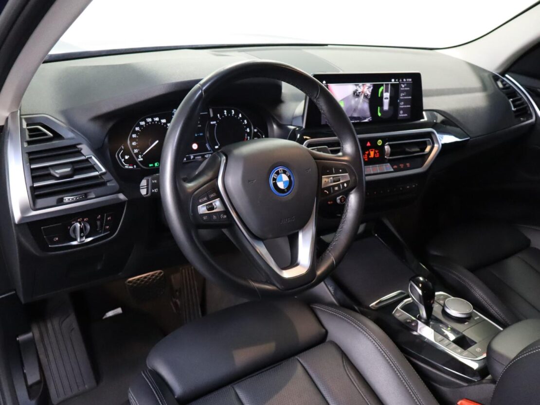 BMW X3 xDrive30e Auto 8