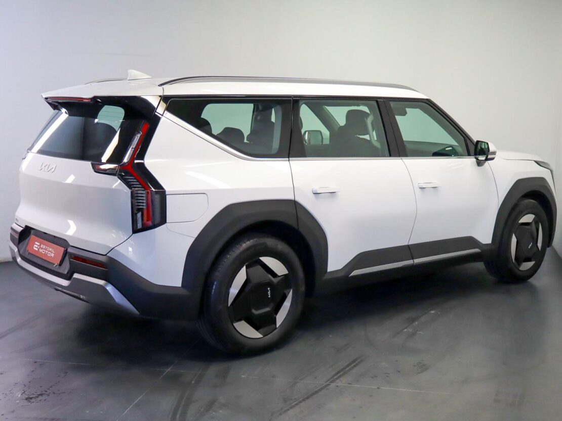 Kia EV9 GT-LINE AWD (99,8 kWh) 3