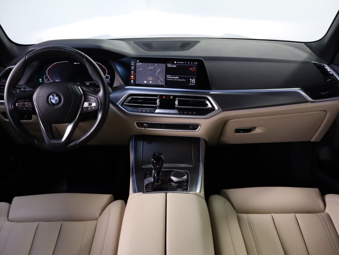 BMW X5 xDrive45e Auto 17