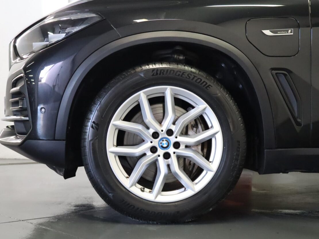 BMW X5 xDrive45e Auto 2