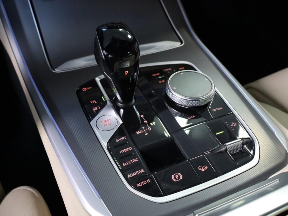 BMW X5 xDrive45e Auto 27