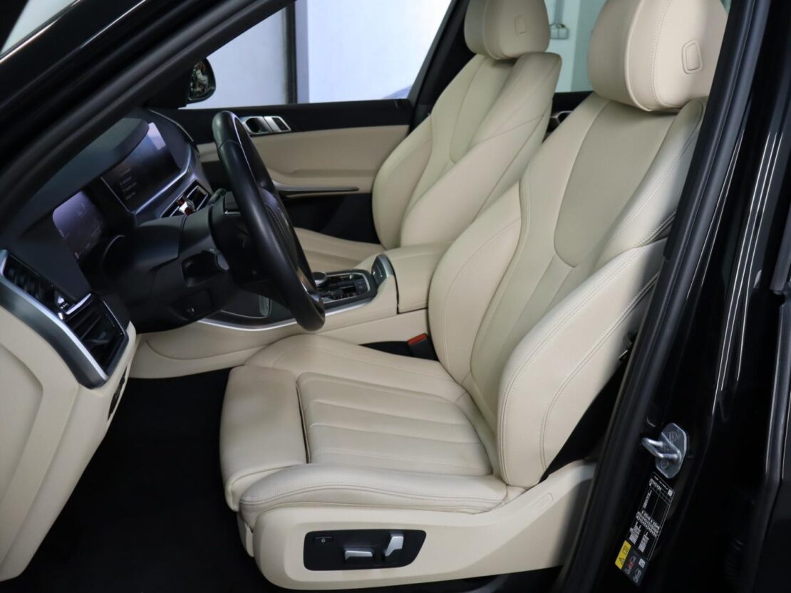 BMW X5 xDrive45e Auto 9