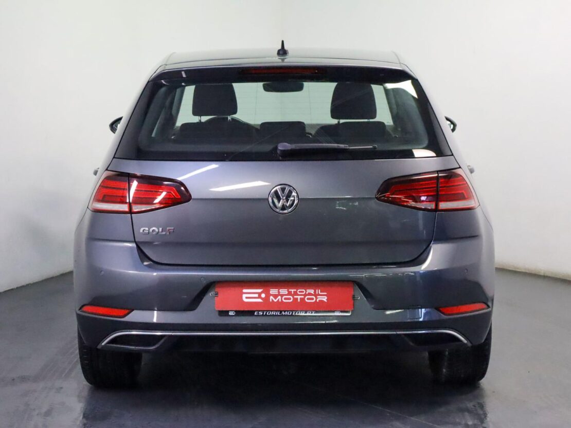 Volkswagen Golf 1.6 TDI Confortline 3