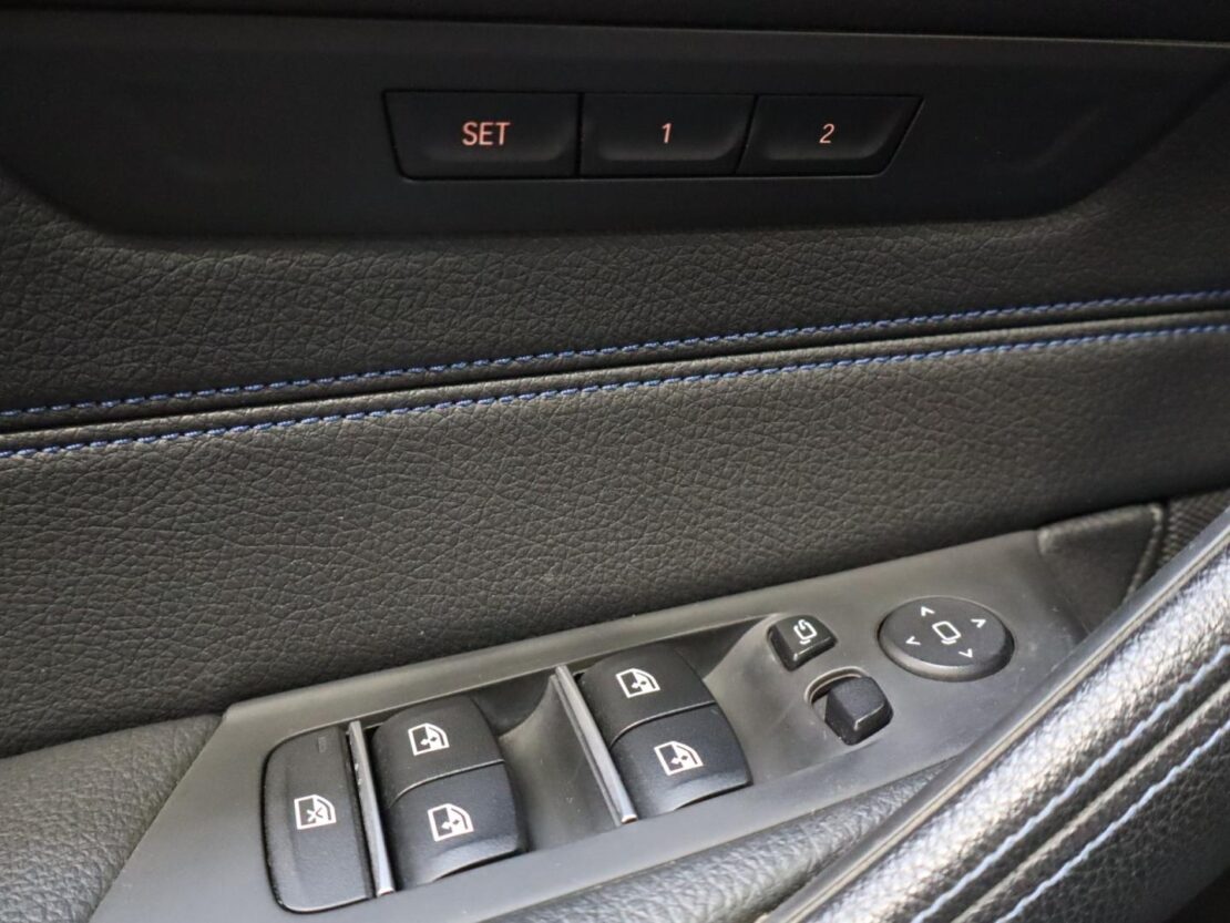 BMW Serie 5 520d Auto Pack M Auto 12
