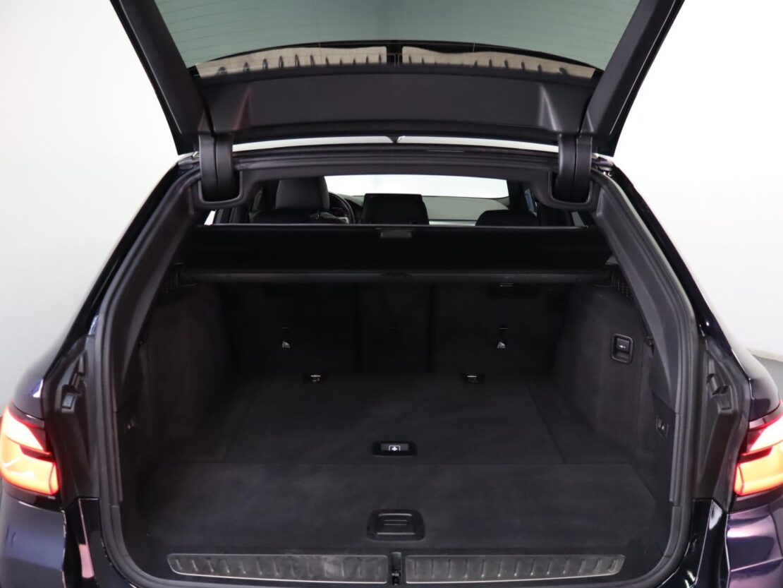 BMW Serie 5 520d Auto Pack M Auto 28