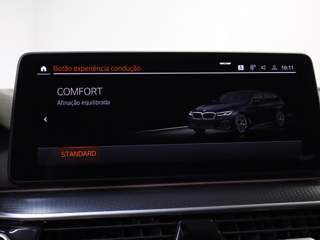 BMW Serie 5 520d Auto Pack M Auto 19