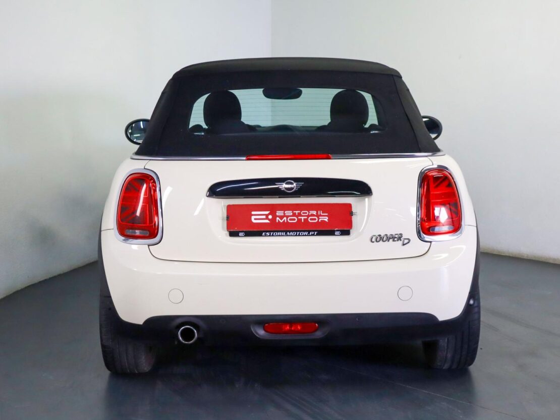 Mini Mini Cooper D Cabrio 8