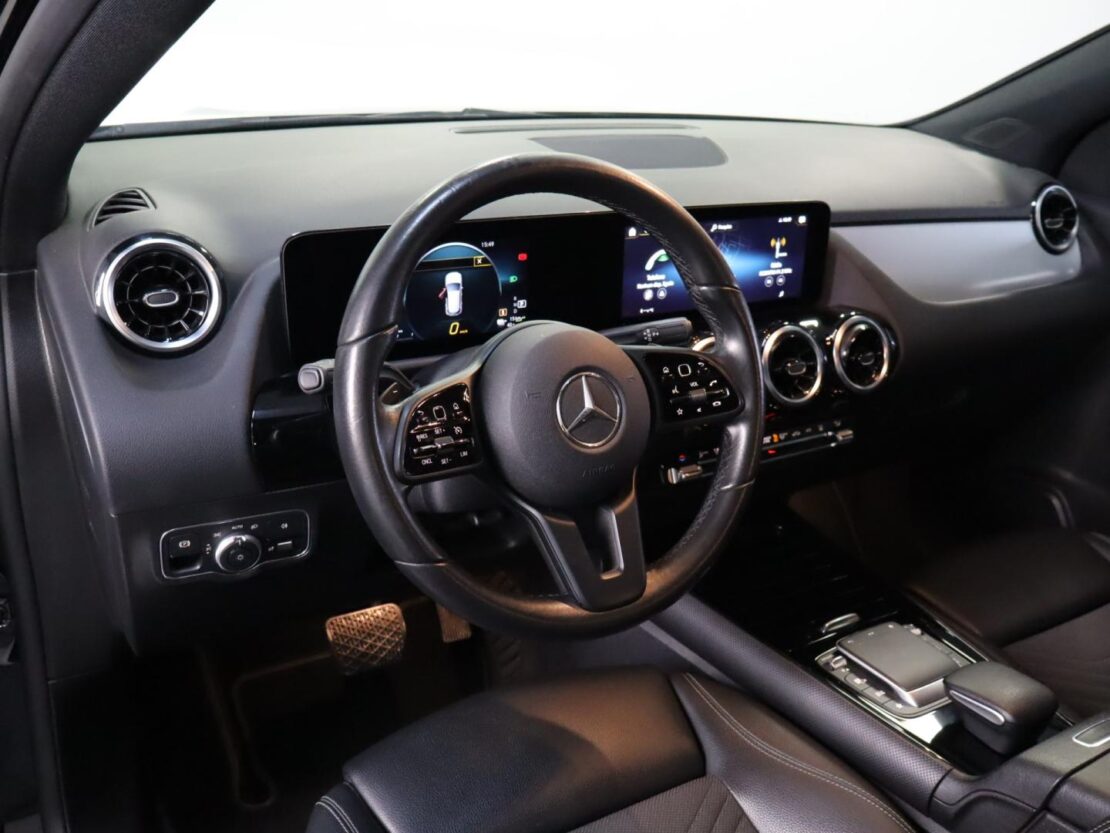 Mercedes Benz GLA 250 e Progressive 7
