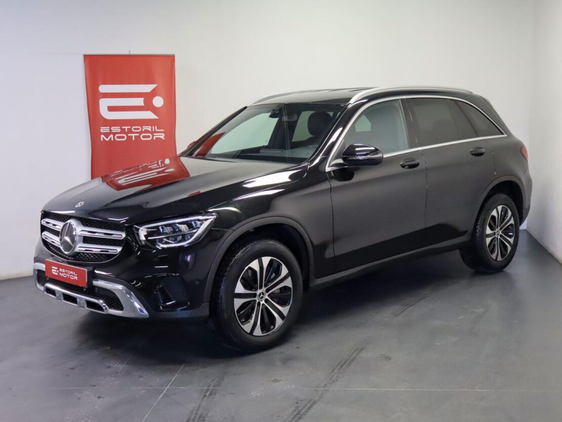 Mercedes Benz GLC SUV 300 e 4MATIC 1