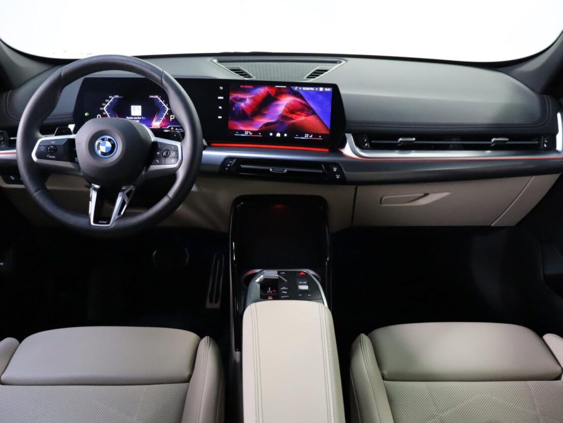 BMW X1 xDrive25e Pack Desportivo M 13