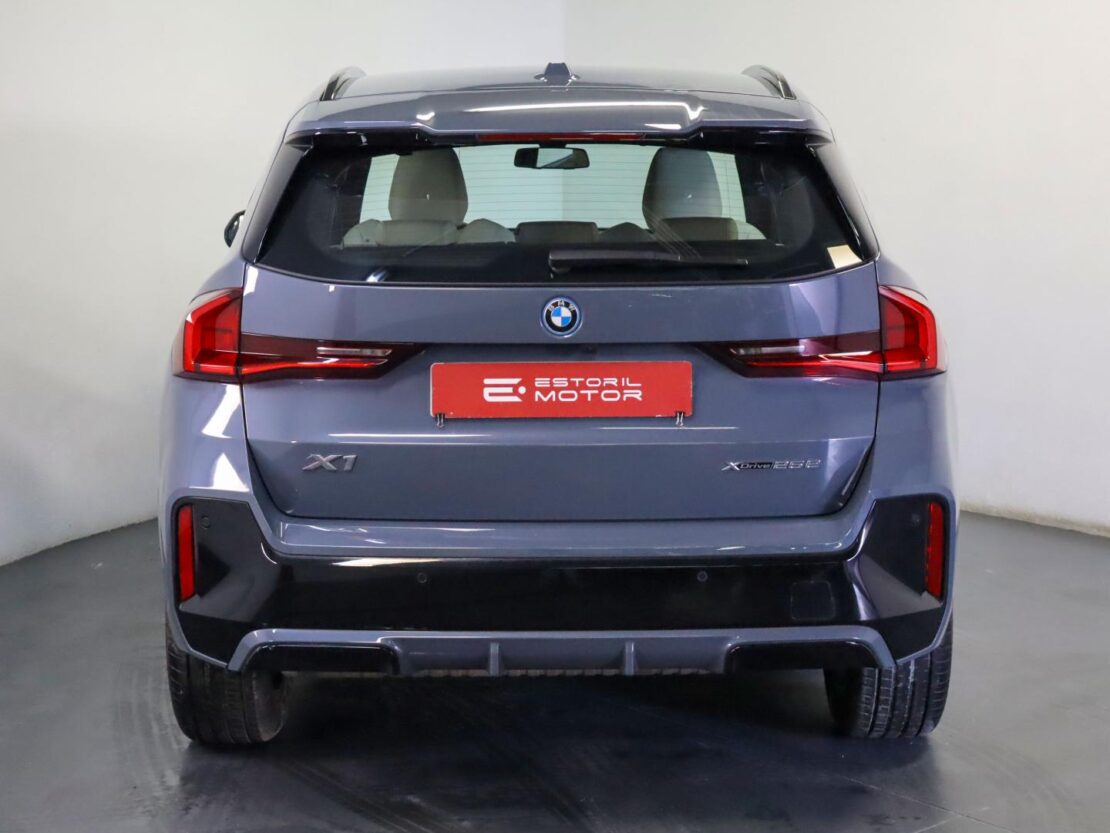 BMW X1 xDrive25e Pack Desportivo M 4