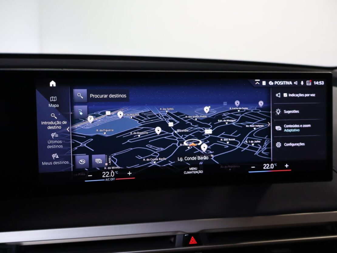 BMW iX xDrive40 17