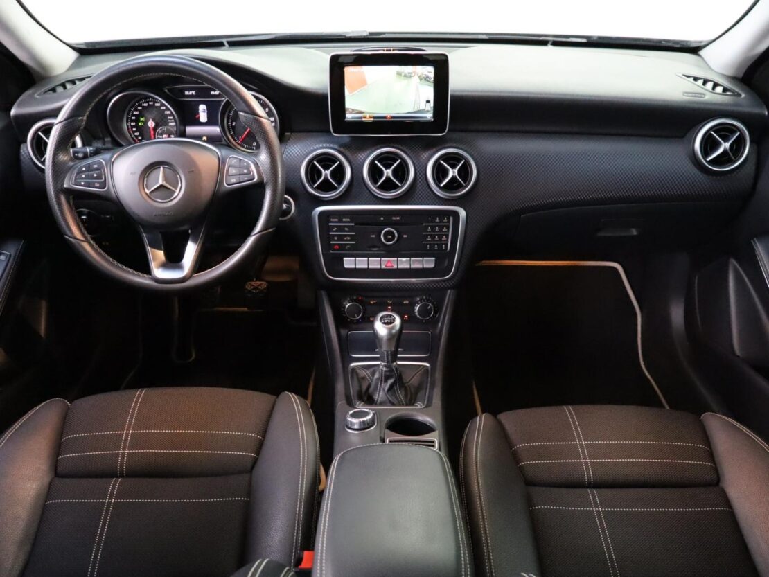 Mercedes Benz Classe A 180d  CDi Style 8