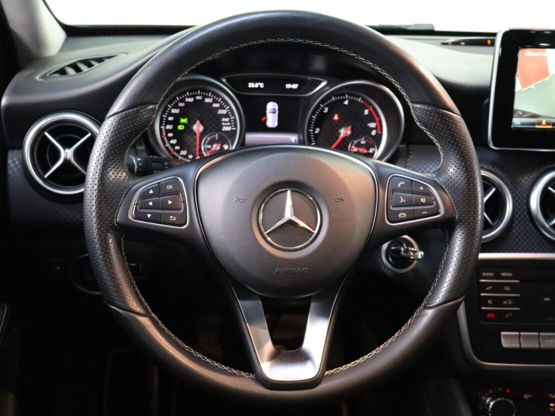 Mercedes Benz Classe A 180d  CDi Style 9
