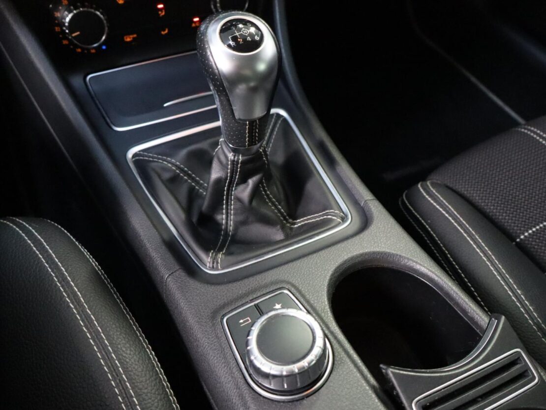 Mercedes Benz Classe A 180d  CDi Style 17