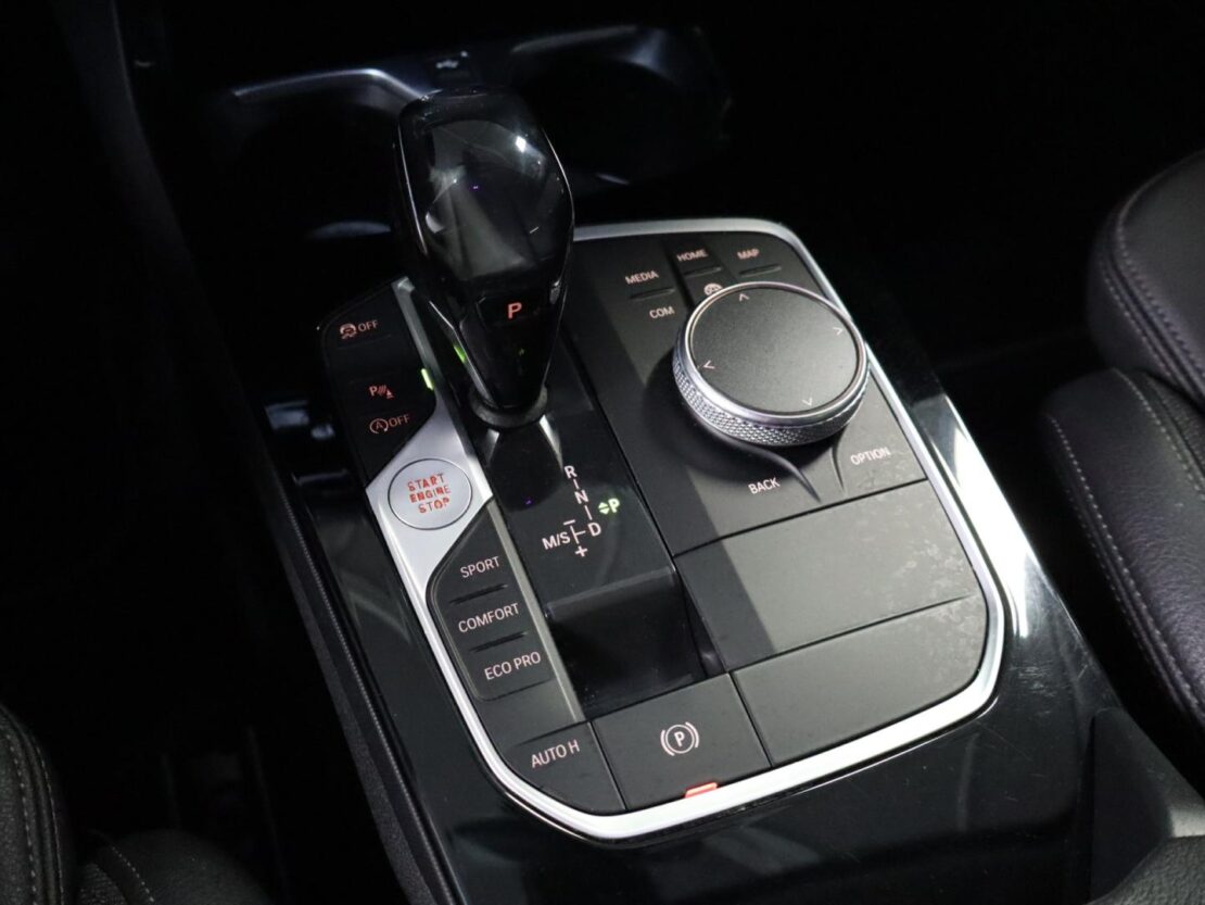 BMW Serie 1 116 d Line Sport Auto 22